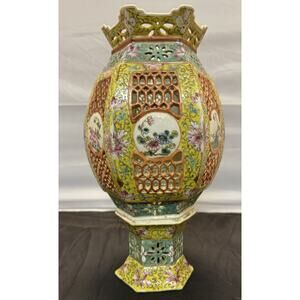 Rare Antique Chinese Famille Rose Porcelain Palace Lantern Late 19th Century